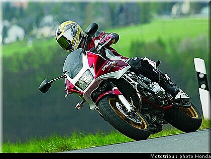 honda_cb1300_2007_009.jpg