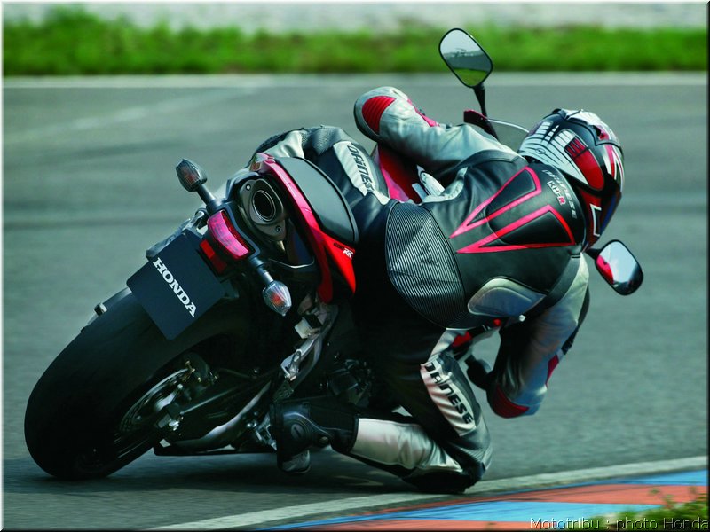 MOTO 