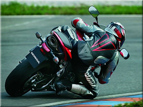 honda-600cbr-2007-010.jpg