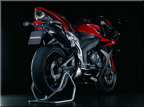 honda-600cbr-2007-040.jpg