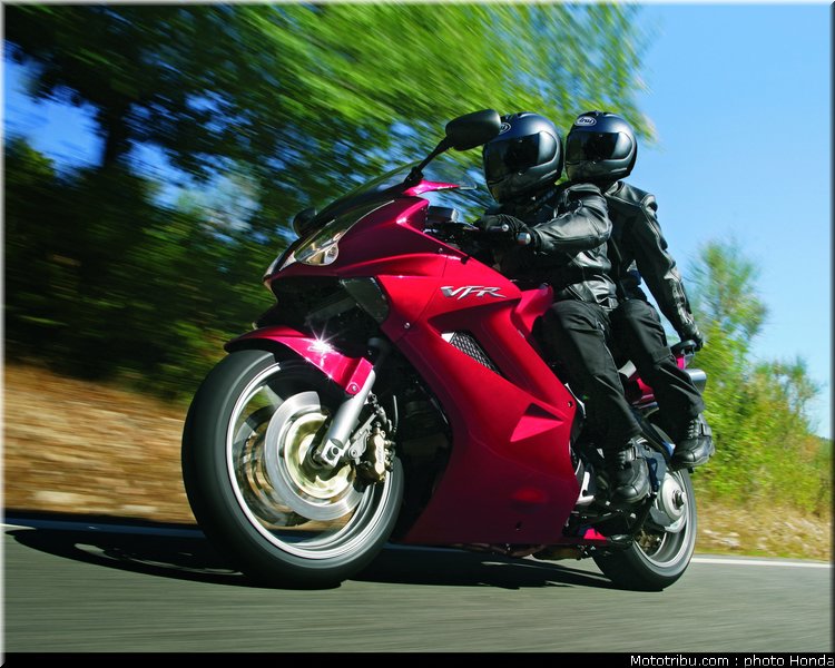 honda_800_vfr_2007_003