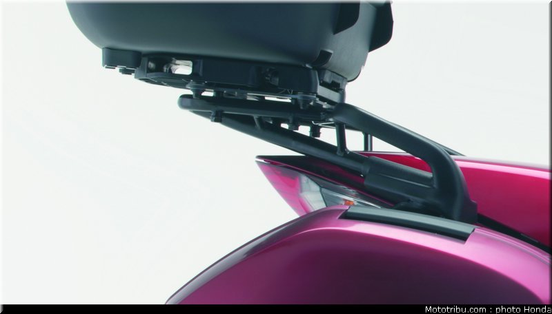 honda_800_vfr_2007_015