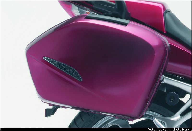 honda_800_vfr_2007_016