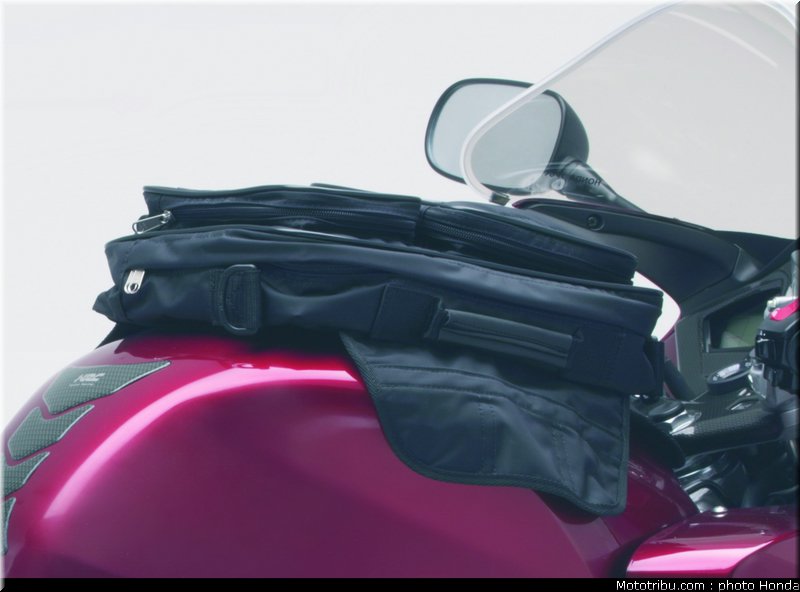 honda_800_vfr_2007_018