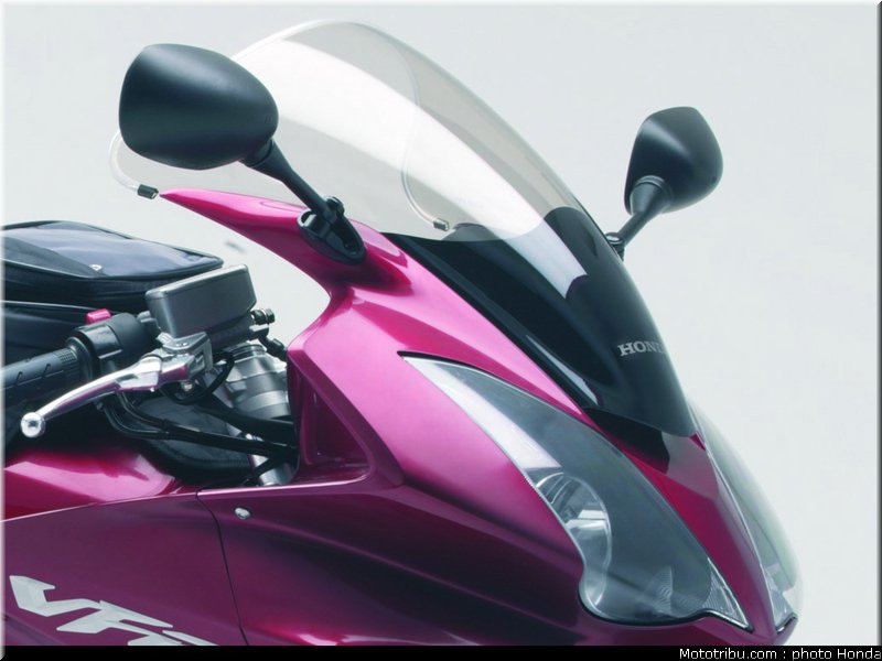 honda_800_vfr_2007_023