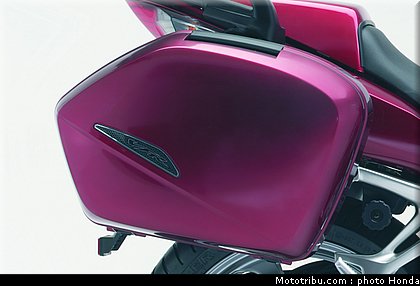 honda_800_vfr_2007_016.jpg