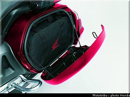 honda_goldwing_2007_047.jpg
