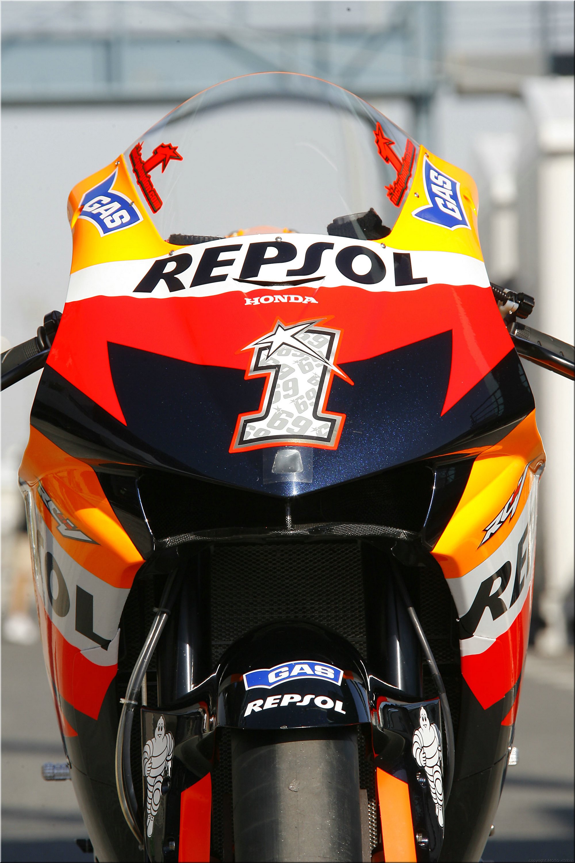 MOTO 