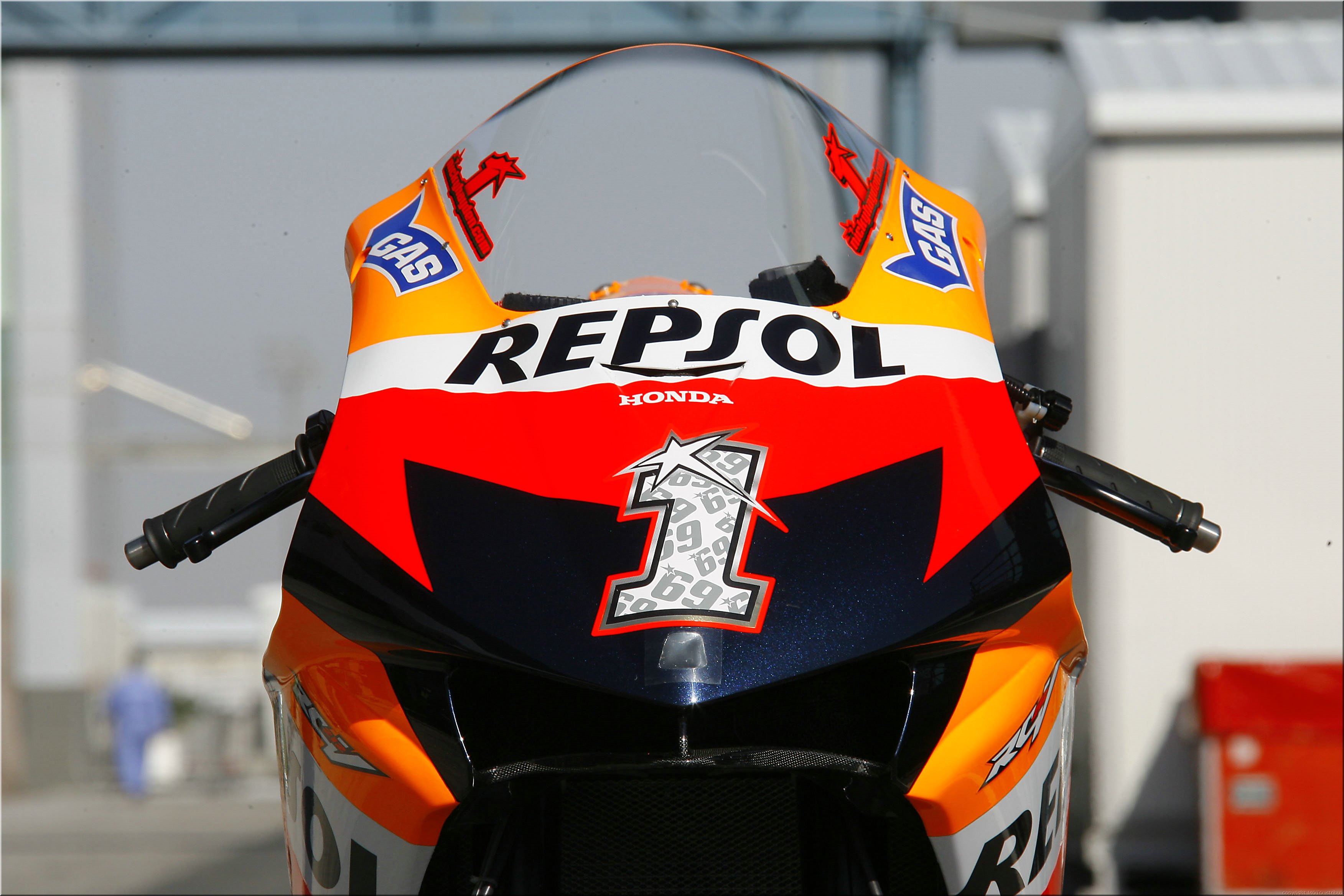 MOTO 