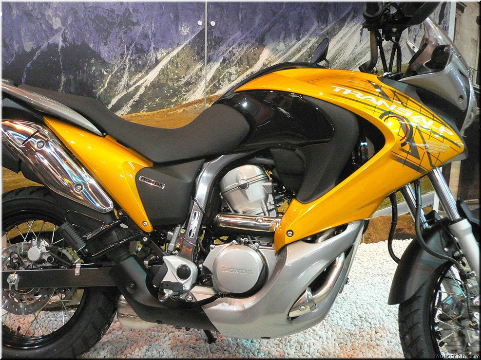 MOTO 