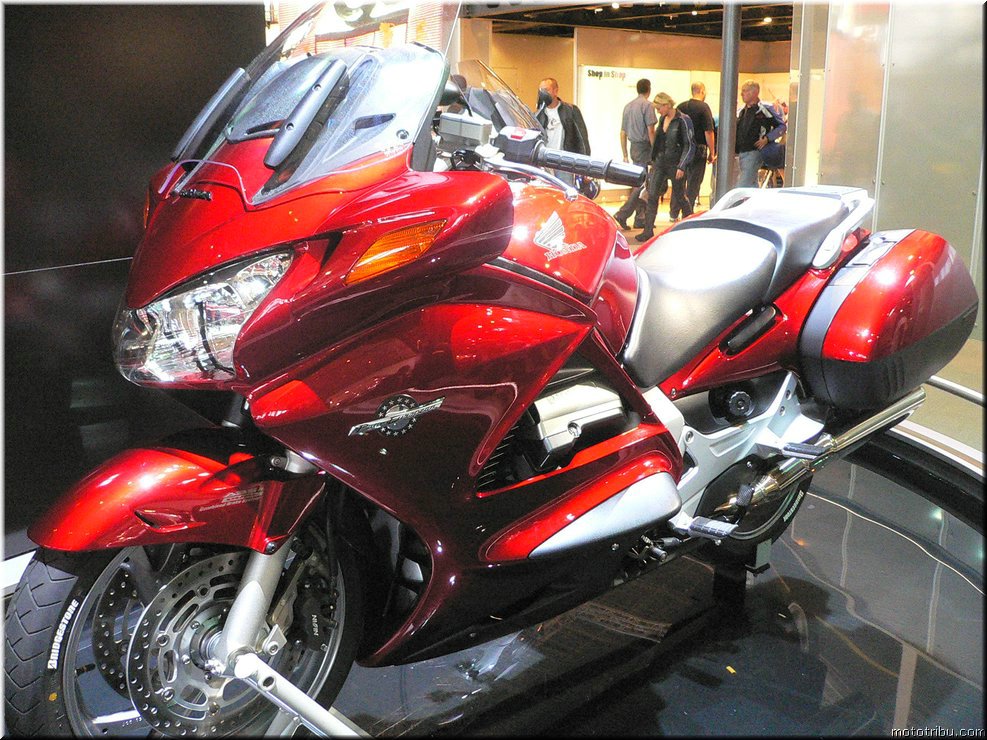 MOTO 