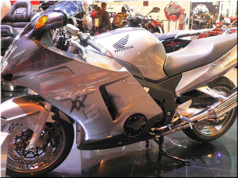 MOTO 