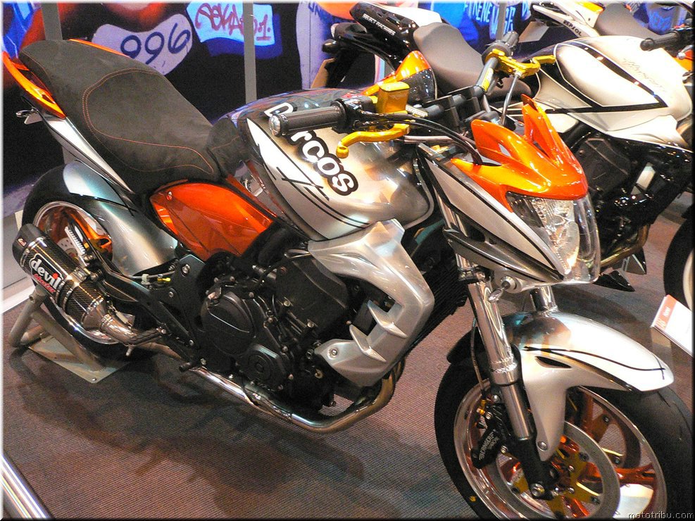 MOTO 