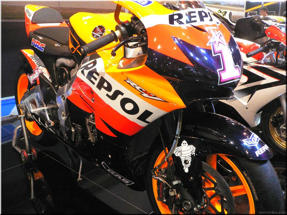 MOTO 