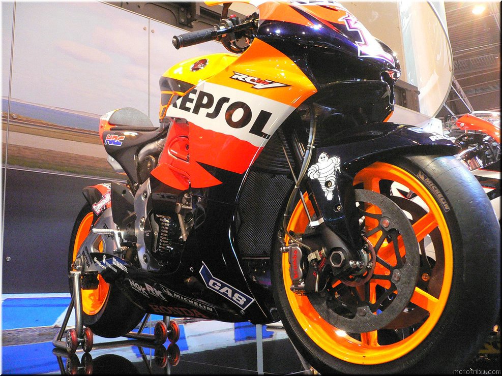MOTO 
