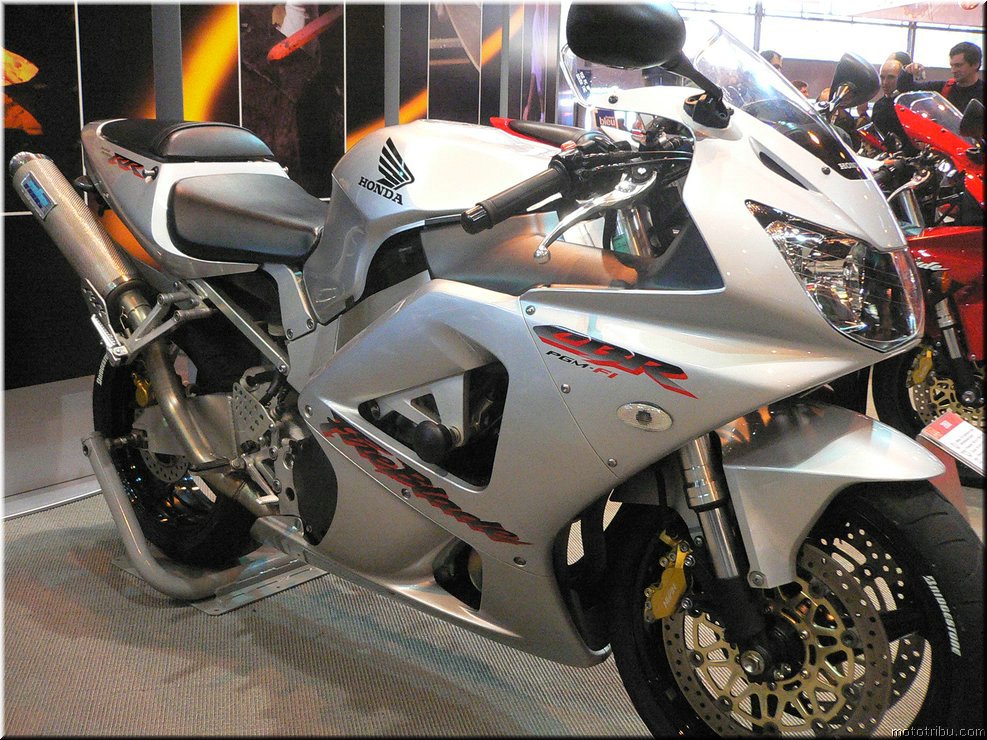 MOTO 