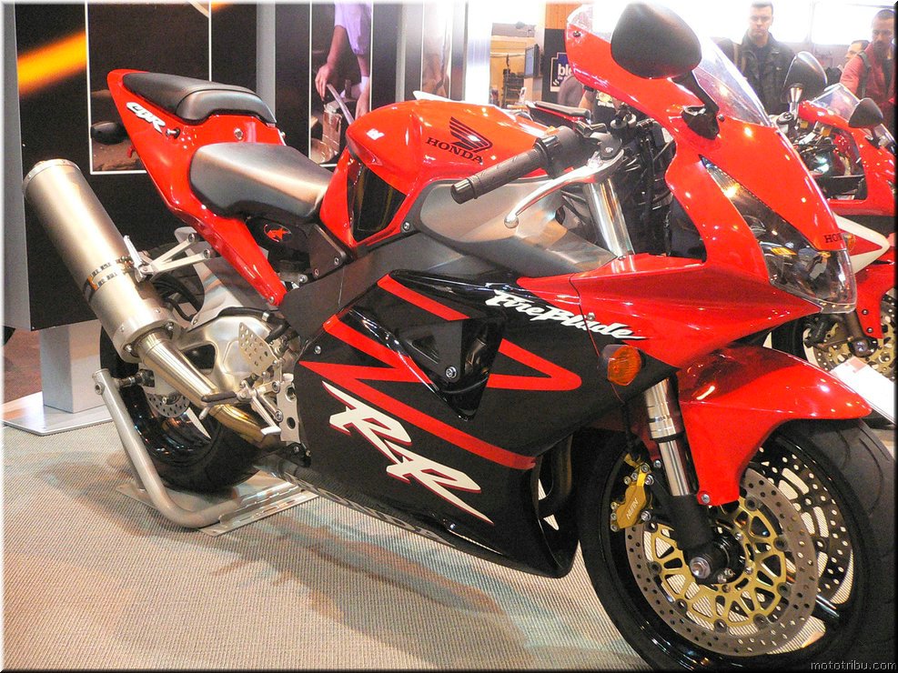MOTO 