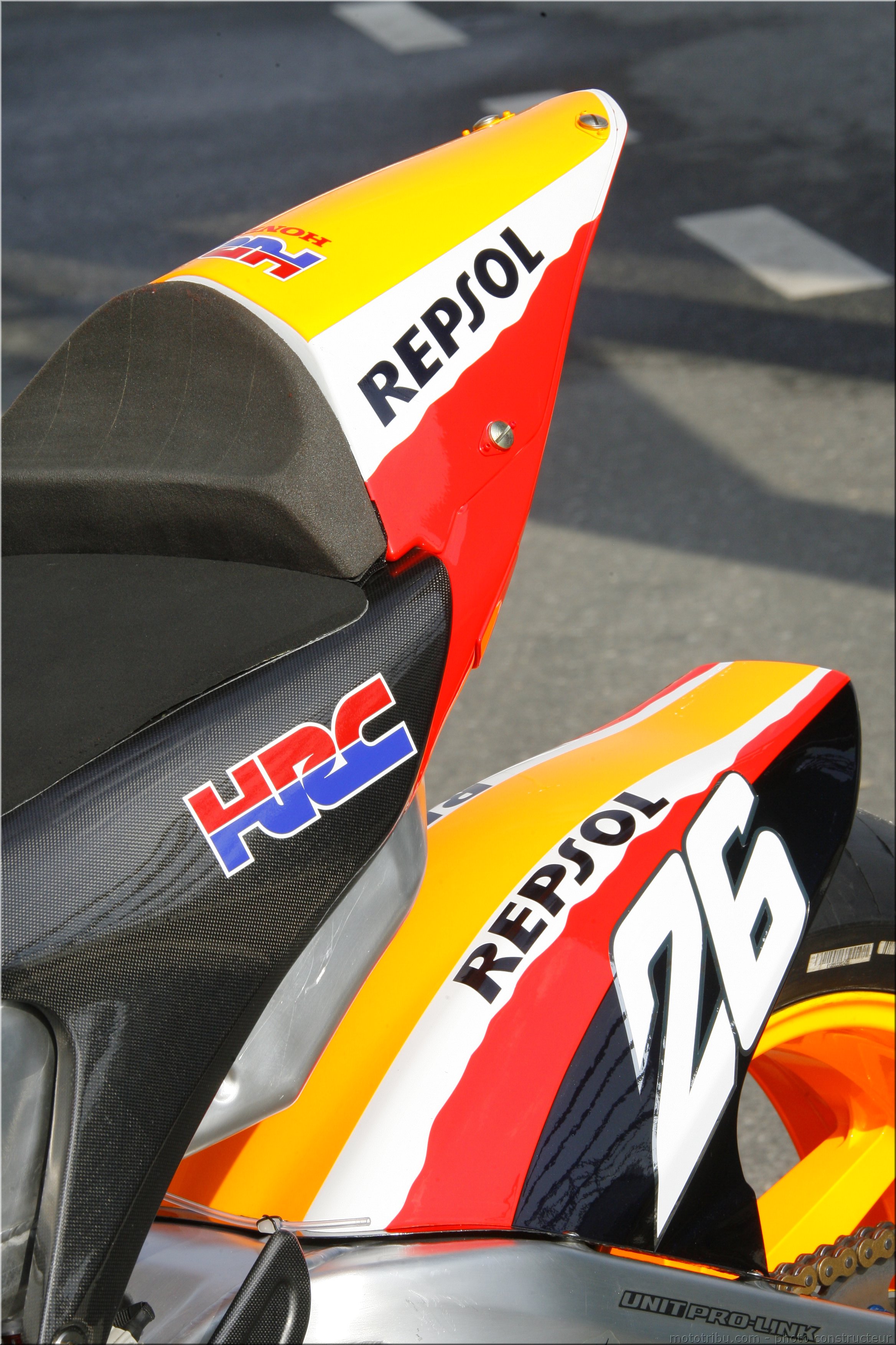 MOTO 
