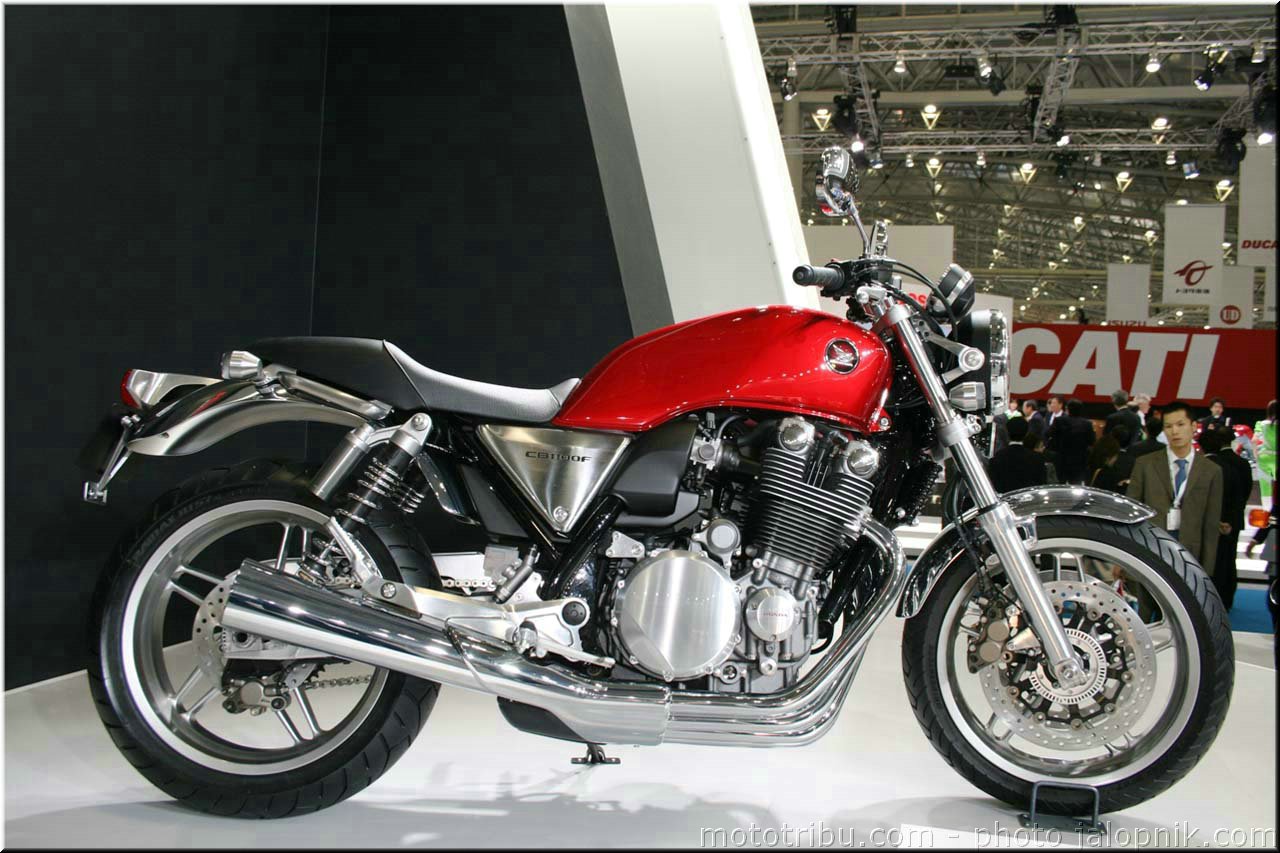 MOTO 