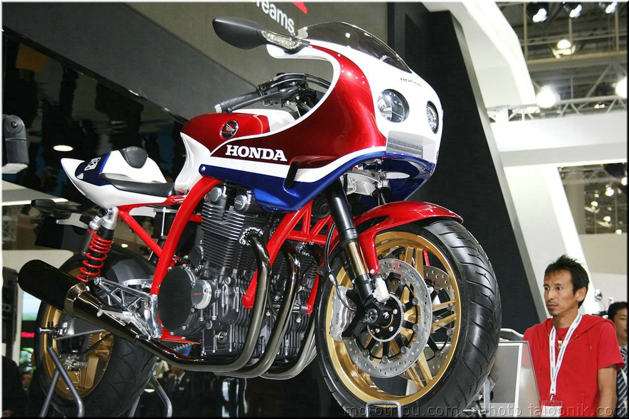 MOTO 