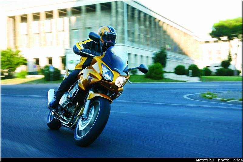honda_cbf_1000_2008_009