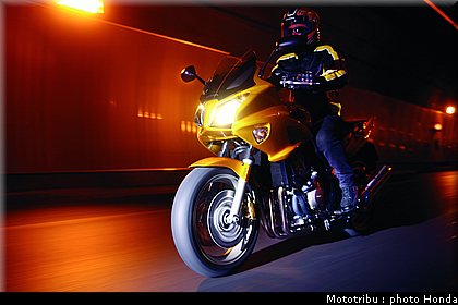 honda_cbf_1000_2008_001.jpg