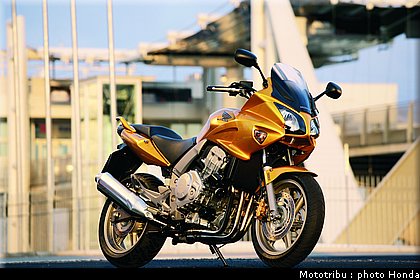honda_cbf_1000_2008_015.jpg