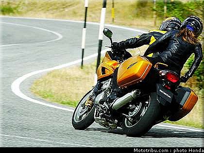 honda_cbf_1000_2008_005.jpg