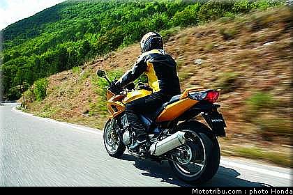 honda_cbf_1000_2008_012.jpg