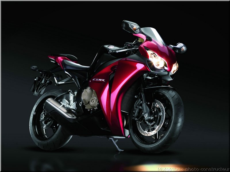 MOTO 