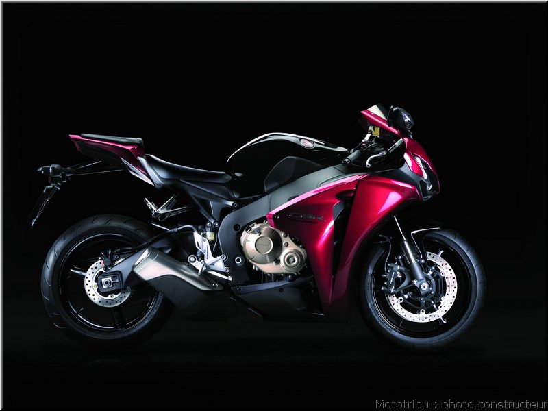 MOTO 