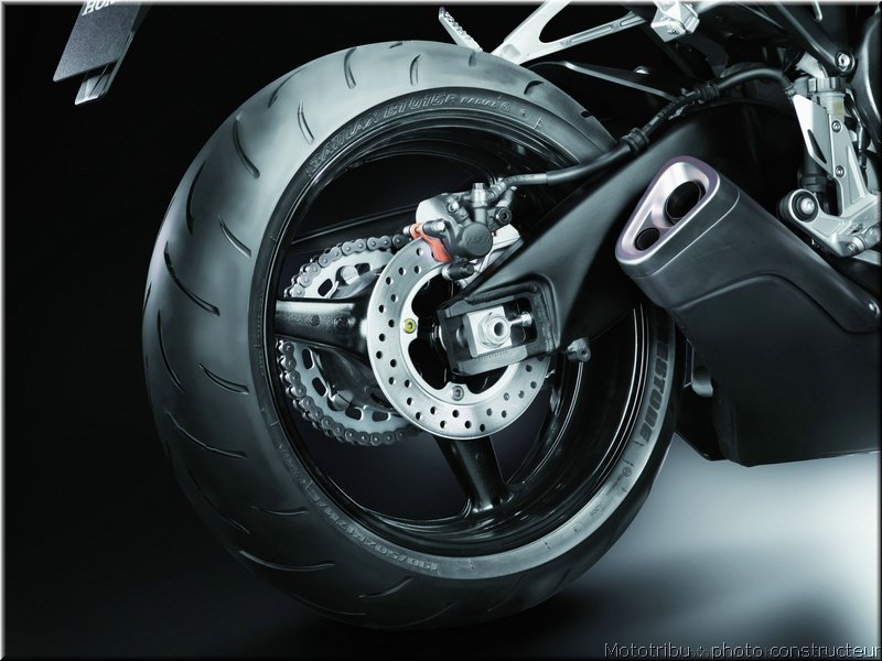 MOTO 