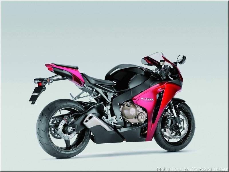 MOTO 