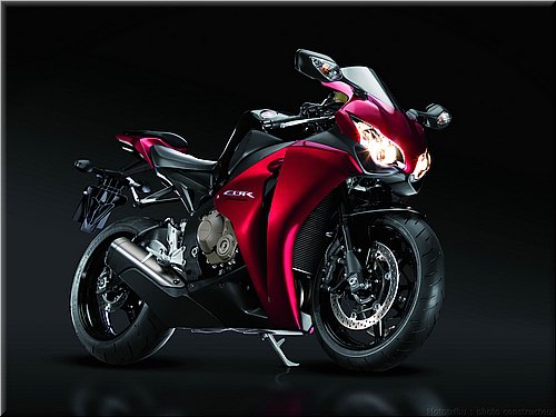 honda-1000cbr-2008-0009.jpg