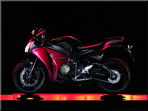 honda-1000cbr-2008-0019.jpg