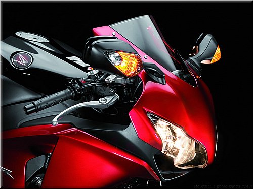 honda-1000cbr-2008-0040.jpg