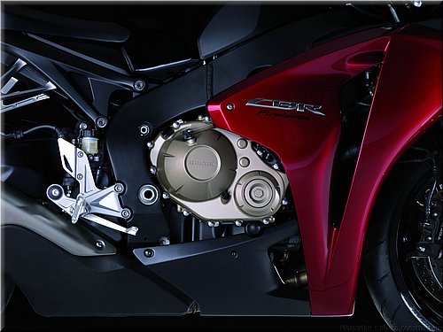 honda-1000cbr-2008-0050.jpg