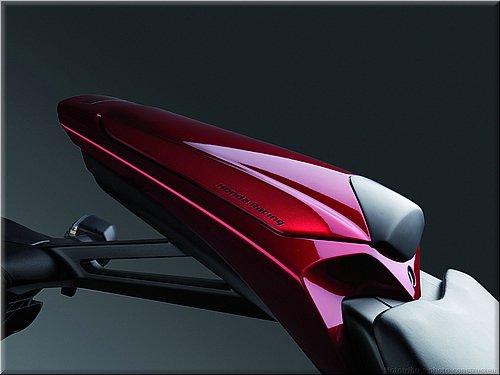 honda-1000cbr-2008-0065.jpg