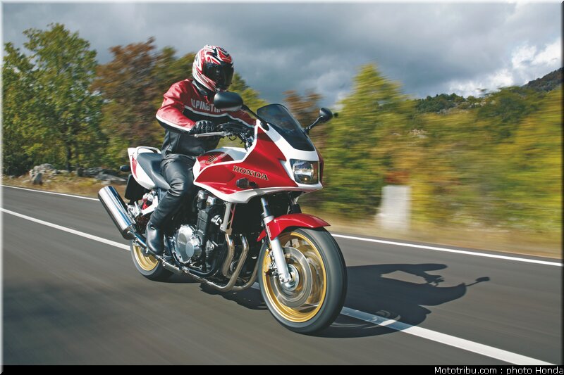 honda_cb1300s_2008_002