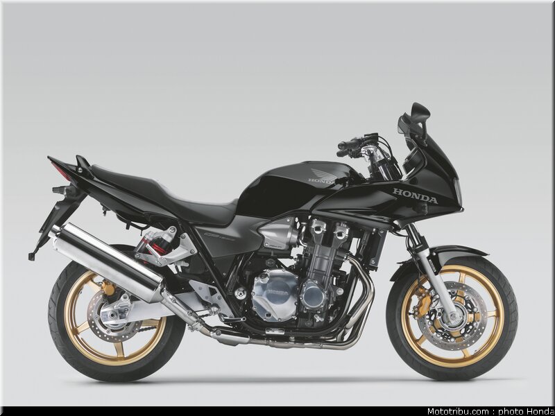 honda_cb1300s_2008_008