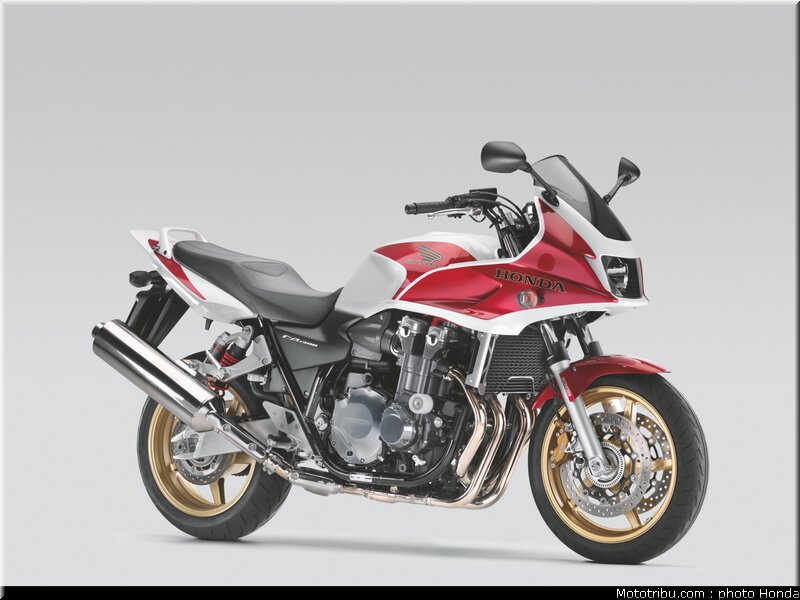 honda_cb1300s_2008_010