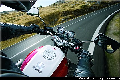 honda_1300cb_2008_003.jpg