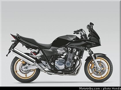 honda_cb1300s_2008_008.jpg