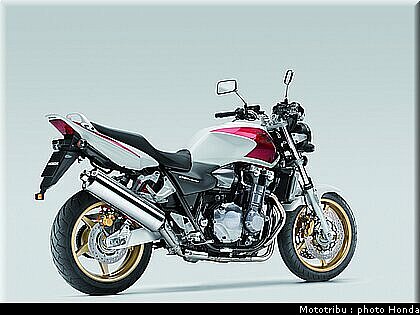 honda_1300cb_2008_011.jpg