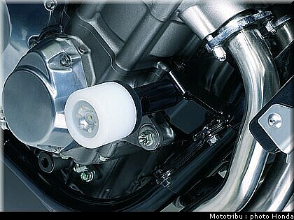 honda_1300cb_2008_015.jpg