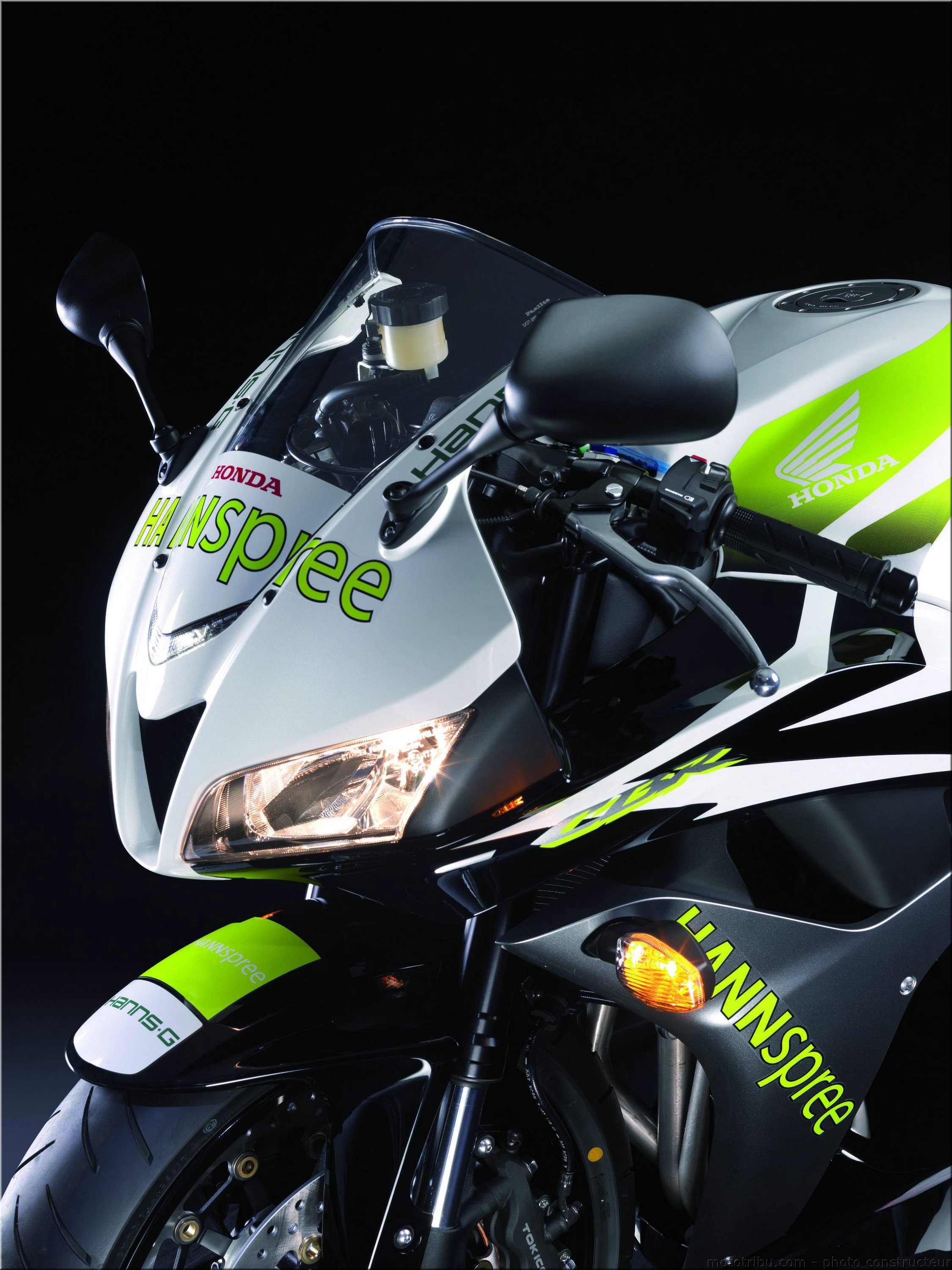 MOTO 