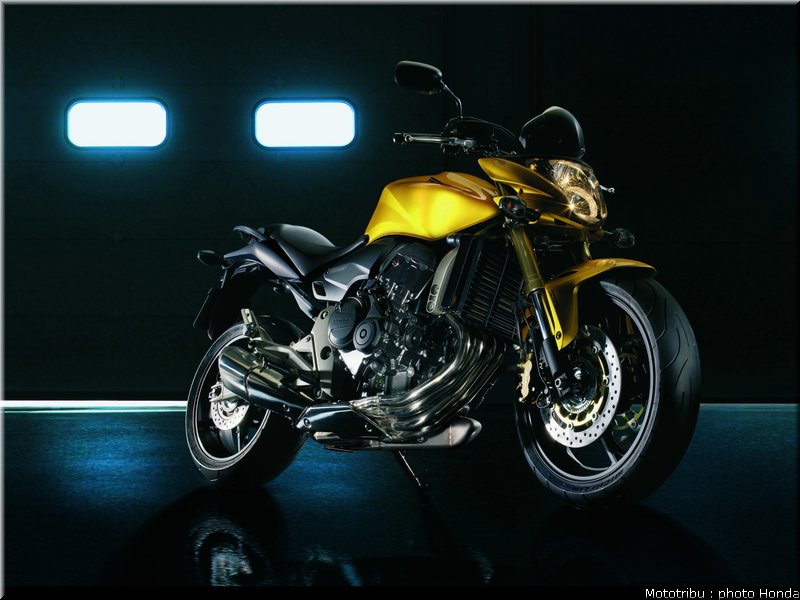 honda_600hornet_2008_003
