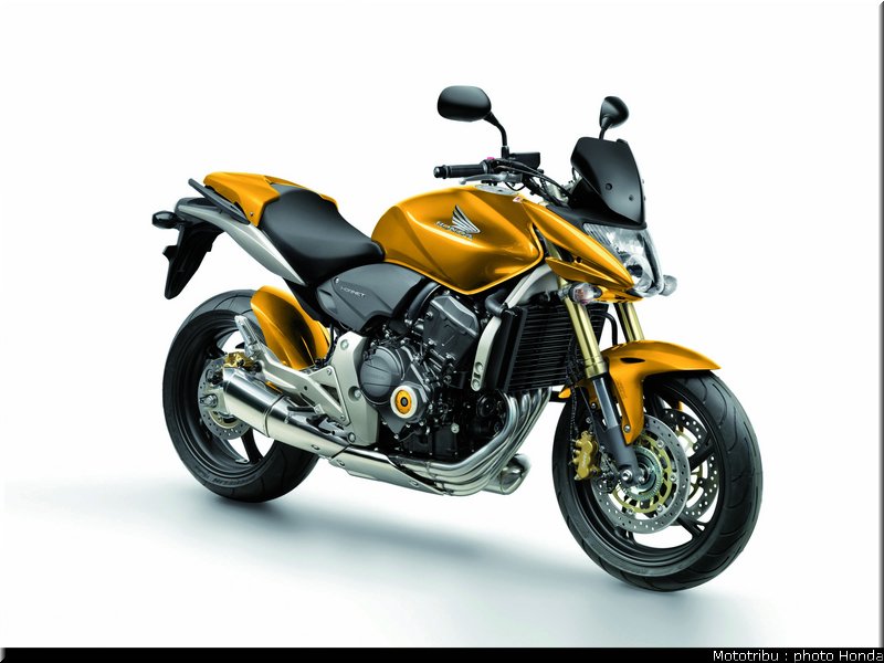 honda_600hornet_2008_009