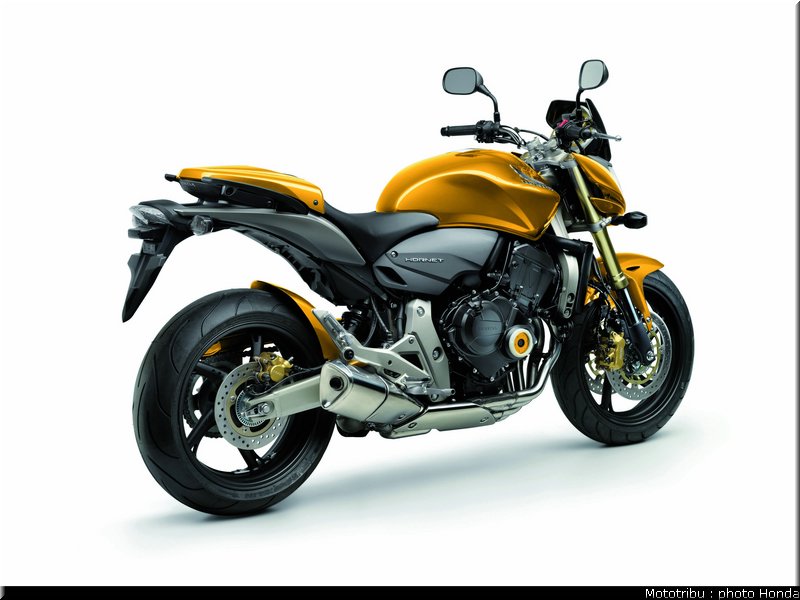 honda_600hornet_2008_010
