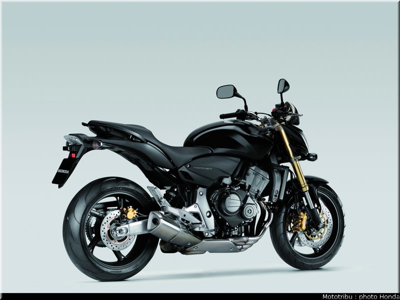 honda_600hornet_2008_013